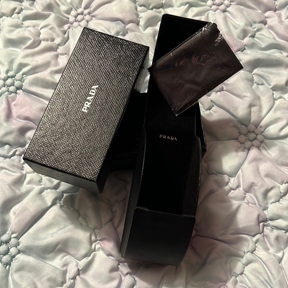 Prada sunglasses/eyeglasses hard case and a box main image 8